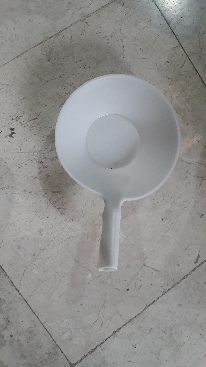 ملاقه پلاستیکی