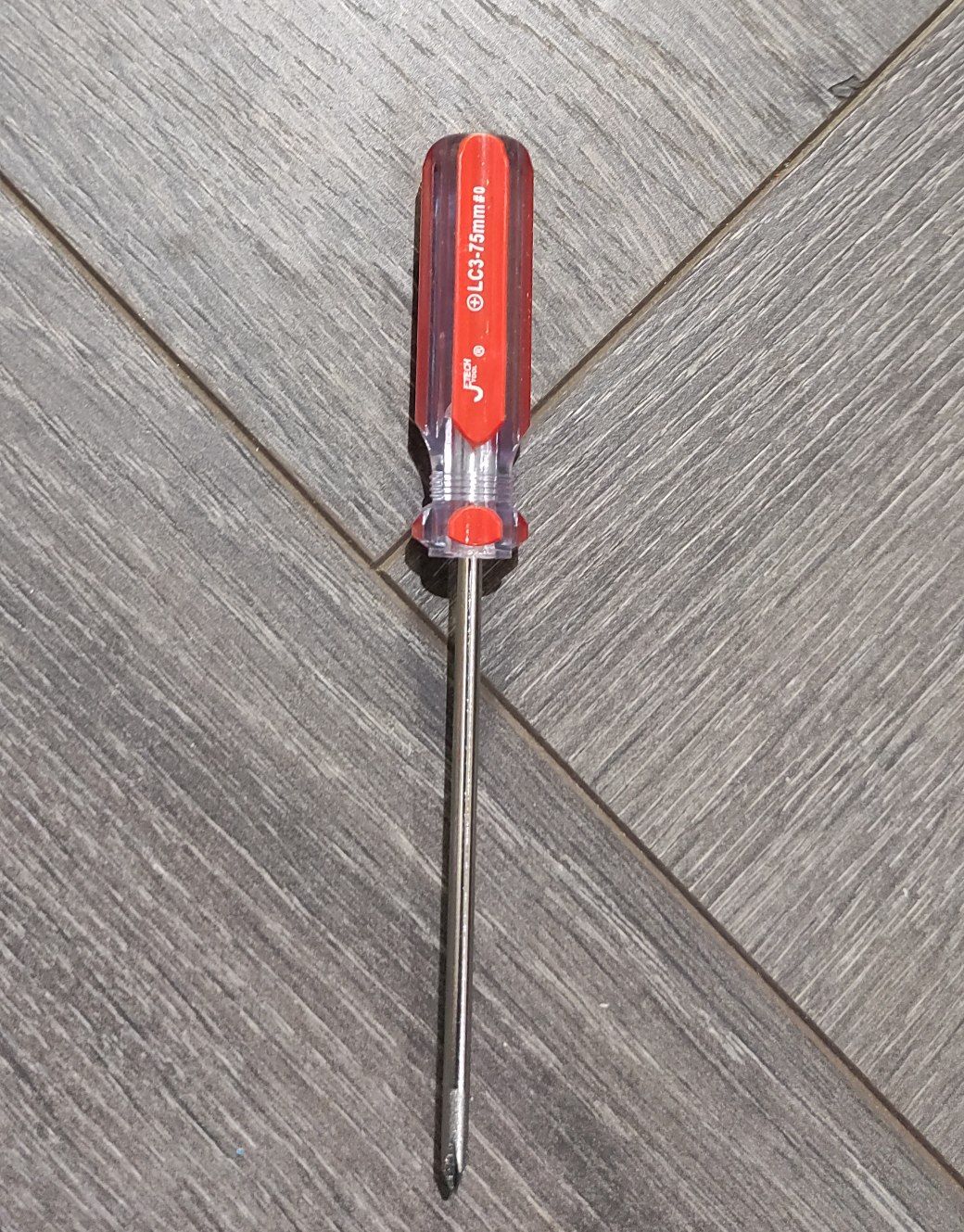 پیچ گوشتی سایز 75*3 چهارسو برند جی تک